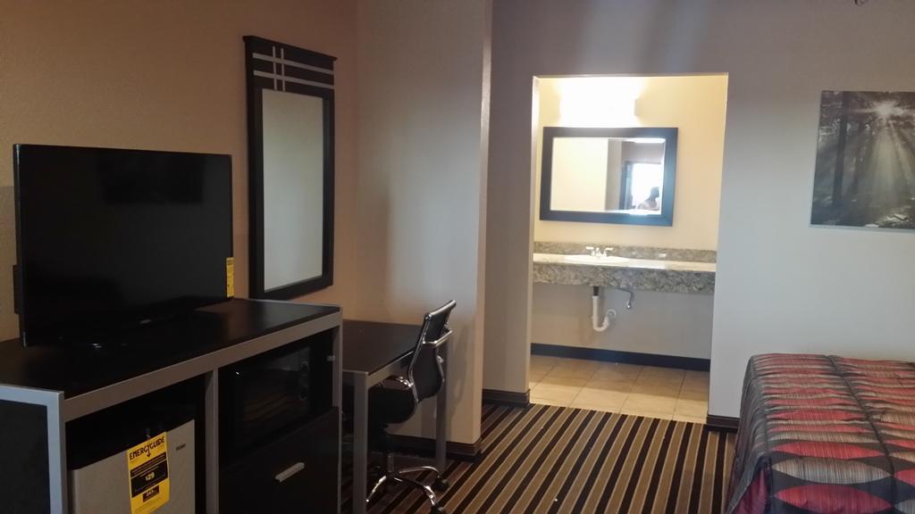 Texan Inn And Suites Tilden Номер фото